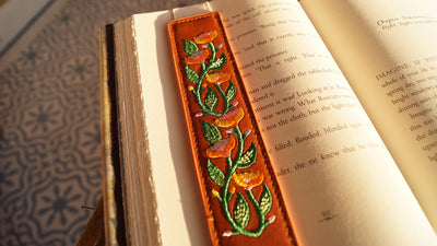 Denik - Molina Vine Embroidered Elastic Bookmark