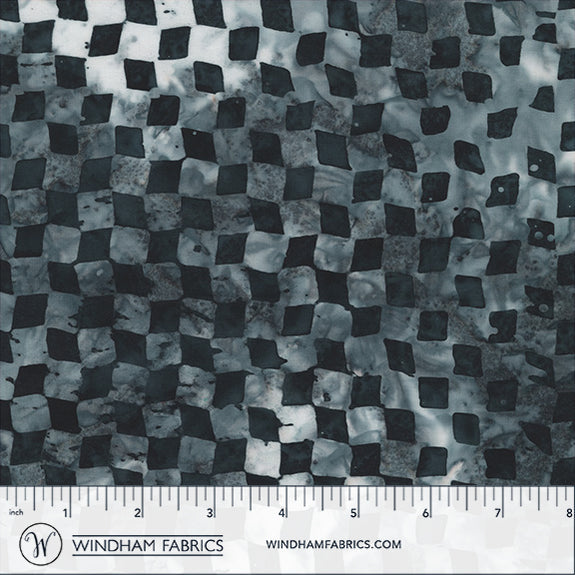 QE8: Charm Checkerboard Chess 456Q-4