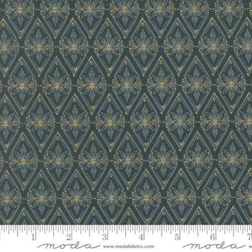 Old World Yuletide Midnight 45626 26M