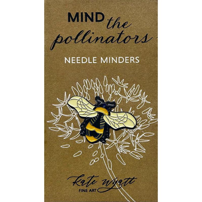 Bumblebee Mind the Pollinators Needle Minder