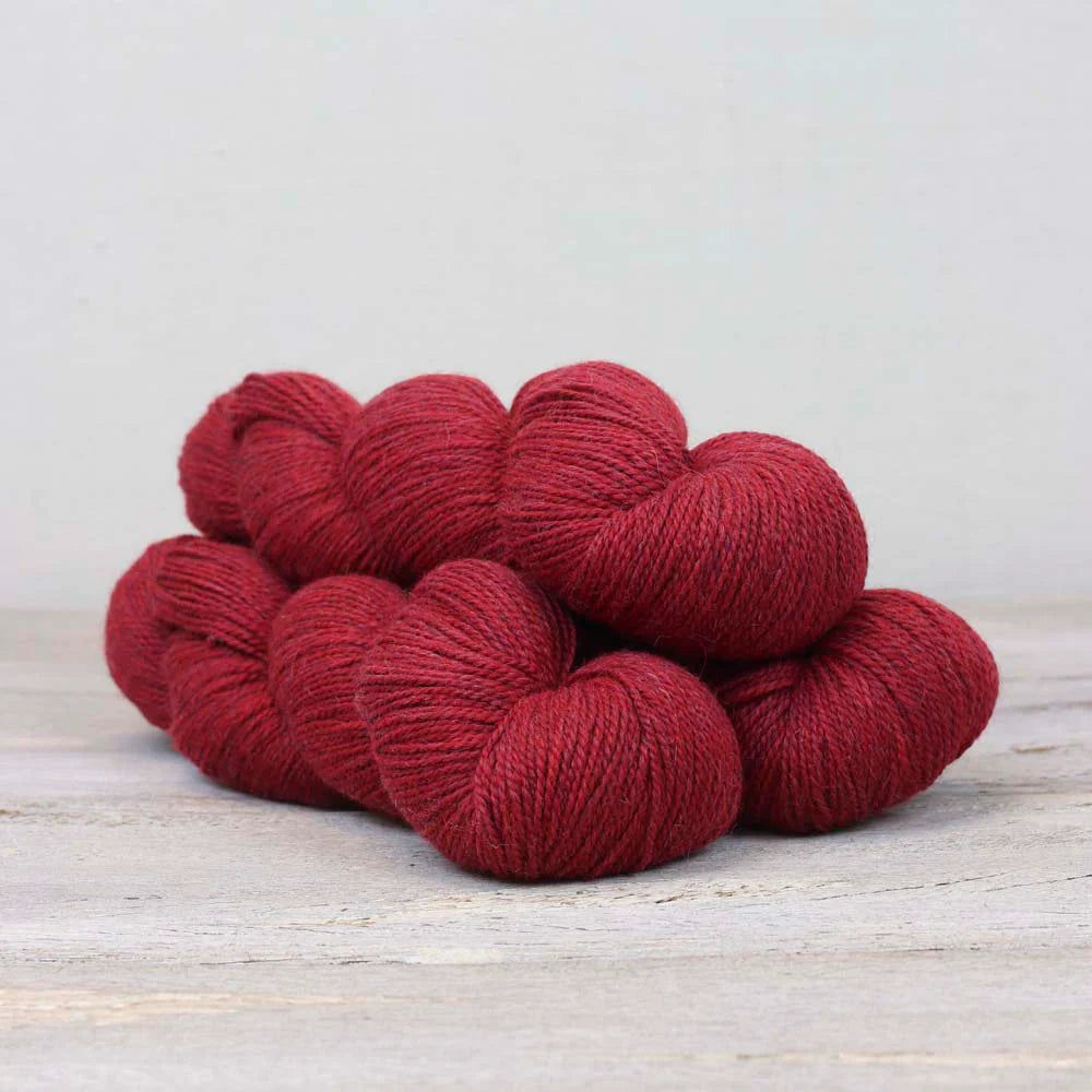 Amble Minis Red Screes by The Fibre Company