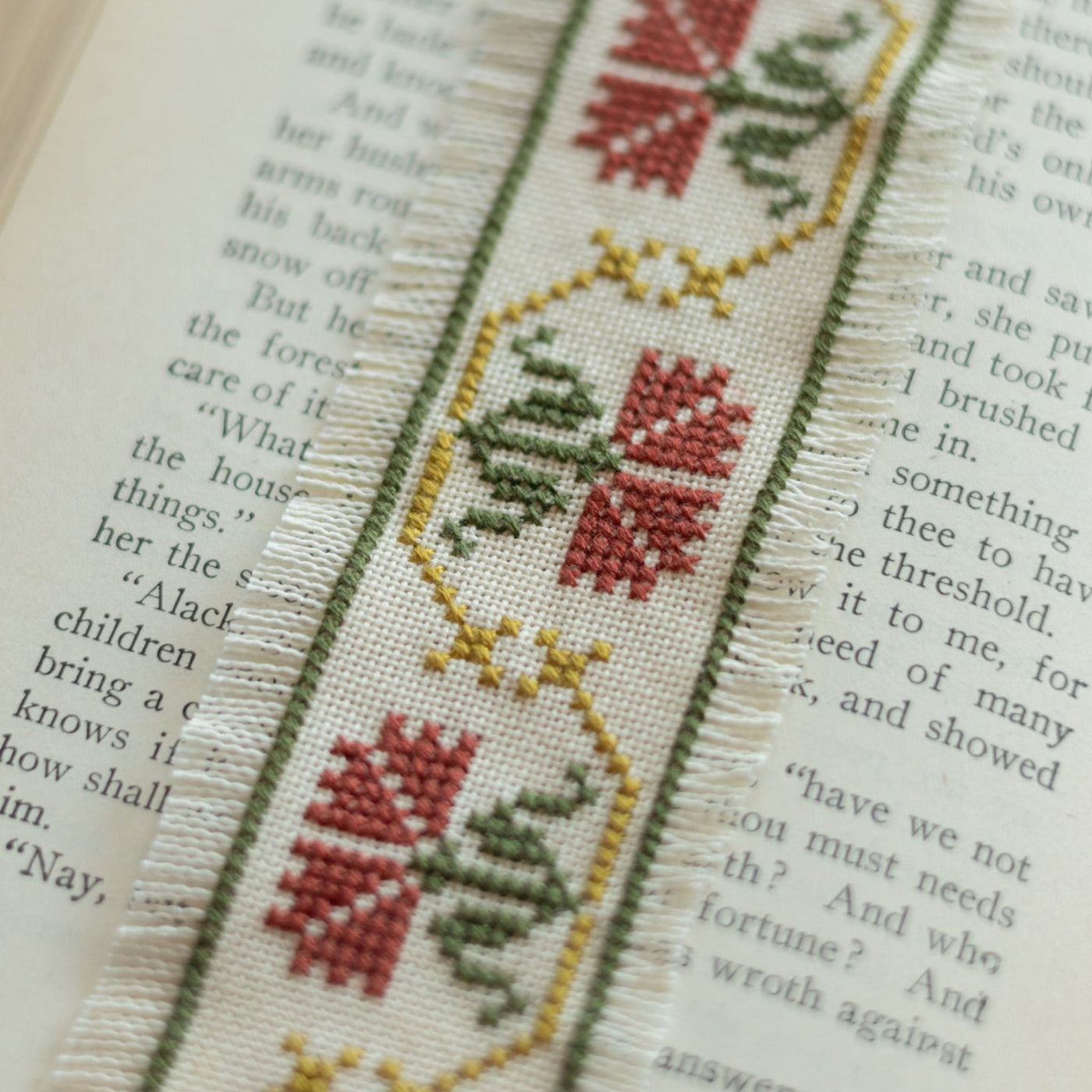 Folk Fabric Sampler Ivory - Avlea Folk Embroidery