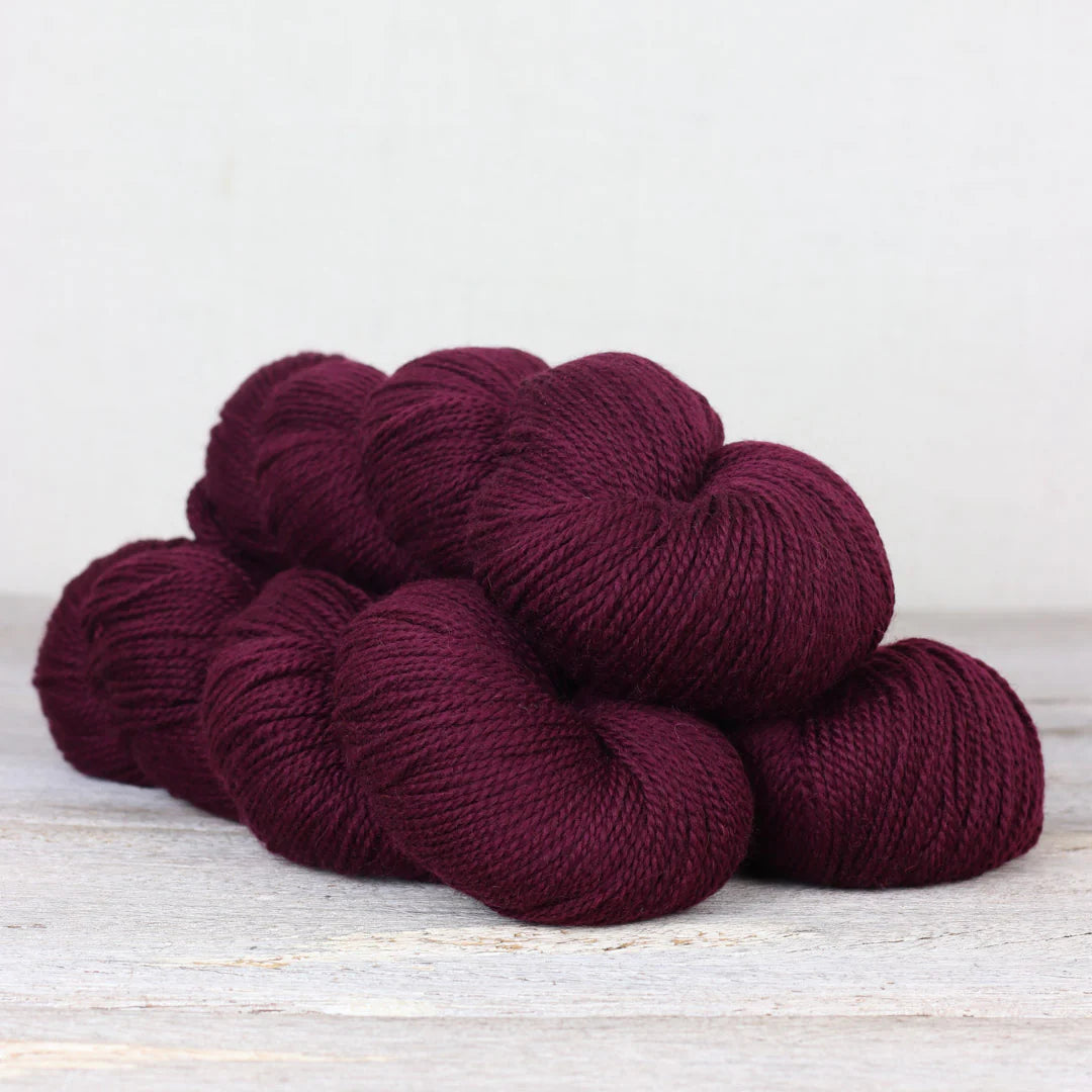 Amble Minis Hollyberry by The Fibre Company