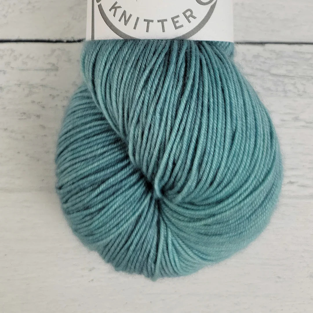 Plucky Knitter Primo Worsted Cloud Cap