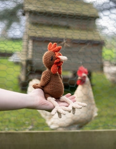 Hazel the Hen Toft Crochet Kit