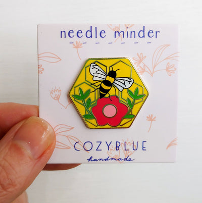 Needle Minder Bee Lovely - CozyBlue Handmade