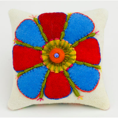 Wool Pin Pillows Pattern by Tonye Phillips
