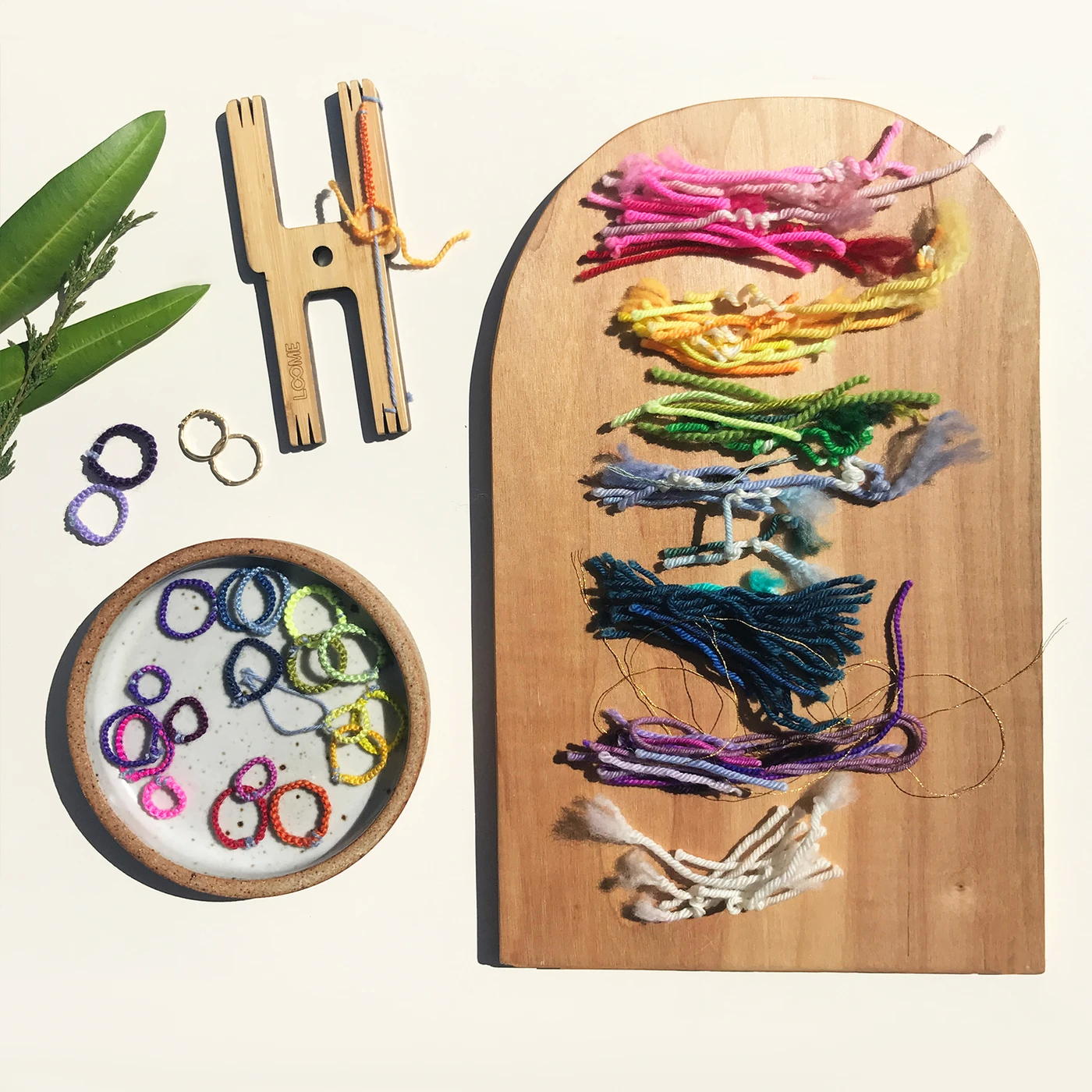 Loome 5-In-1 Tool Pom Pom Maker