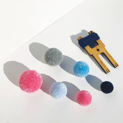 Loome 5-In-1 Tool Pom Pom Maker